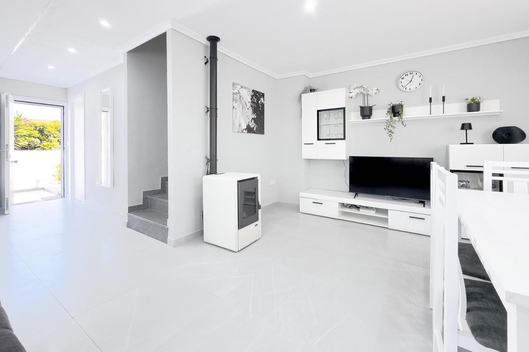 Casa Olivia With Pool Heating Fee Villa ตอร์เรเวียคา ภายนอก รูปภาพ